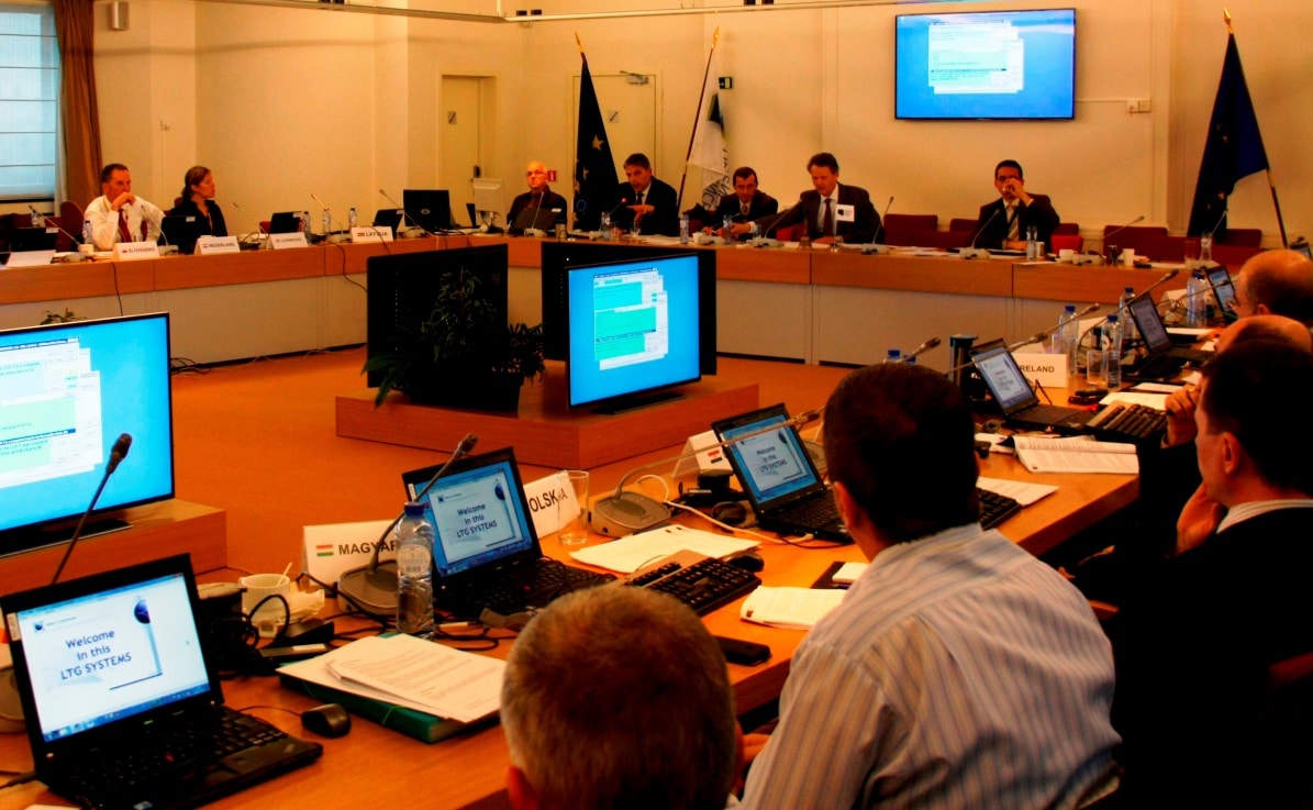 Séminaire Après la mise à disposition du LTG/LCM, la conduite des travaux et la gestion du groupe de participants est assurée par l’animateur ; le porteur de projet à la charge d’introduire la séance puis participe directement ou non aux travaux.